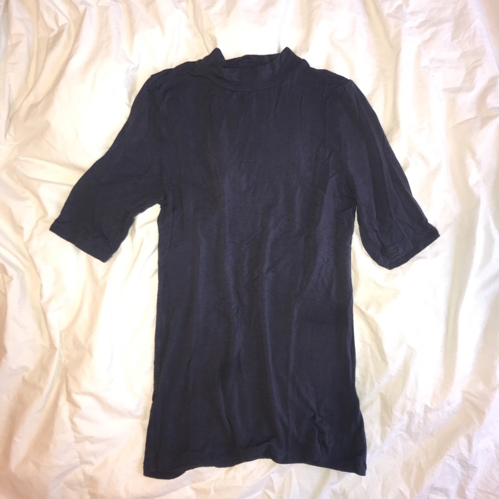 Tight Fit Mock Neck Shirt